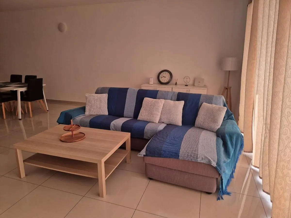 013 Seafront 2 Bedroom Apt In Gzira Malta